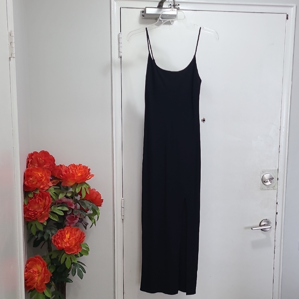 Forever 21 Black Maxi Dress Flowing Silhouette